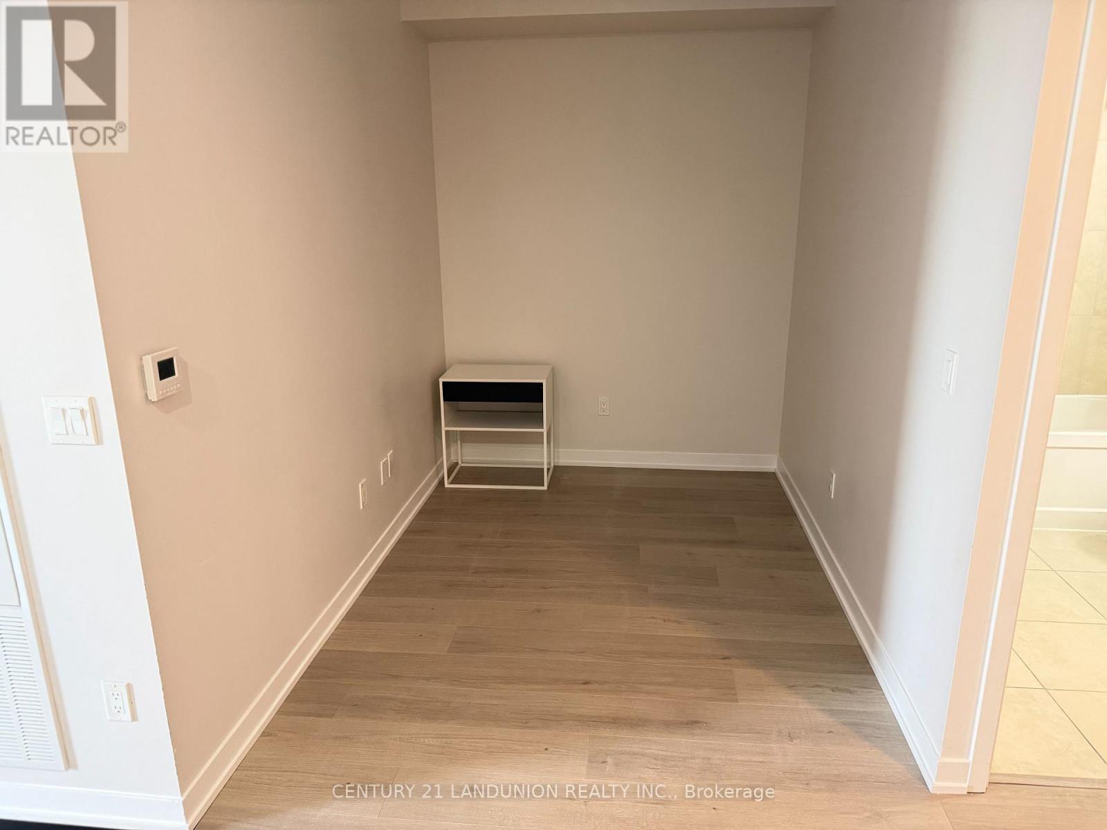 31 Tippett Road, Toronto, Ontario  M3H 0C8 - Photo 15 - C13444636