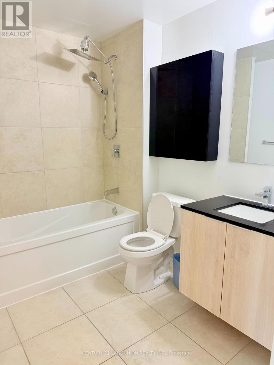 31 Tippett Road, Toronto, Ontario  M3H 0C8 - Photo 17 - C13444636