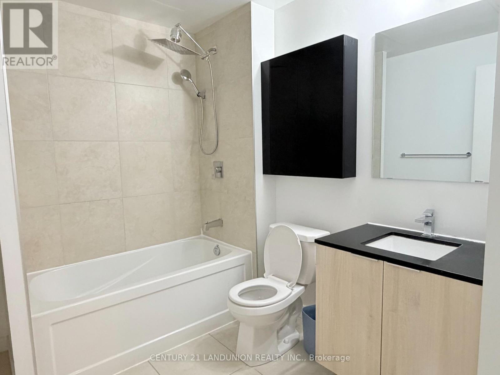 31 Tippett Road, Toronto, Ontario  M3H 0C8 - Photo 18 - C13444636
