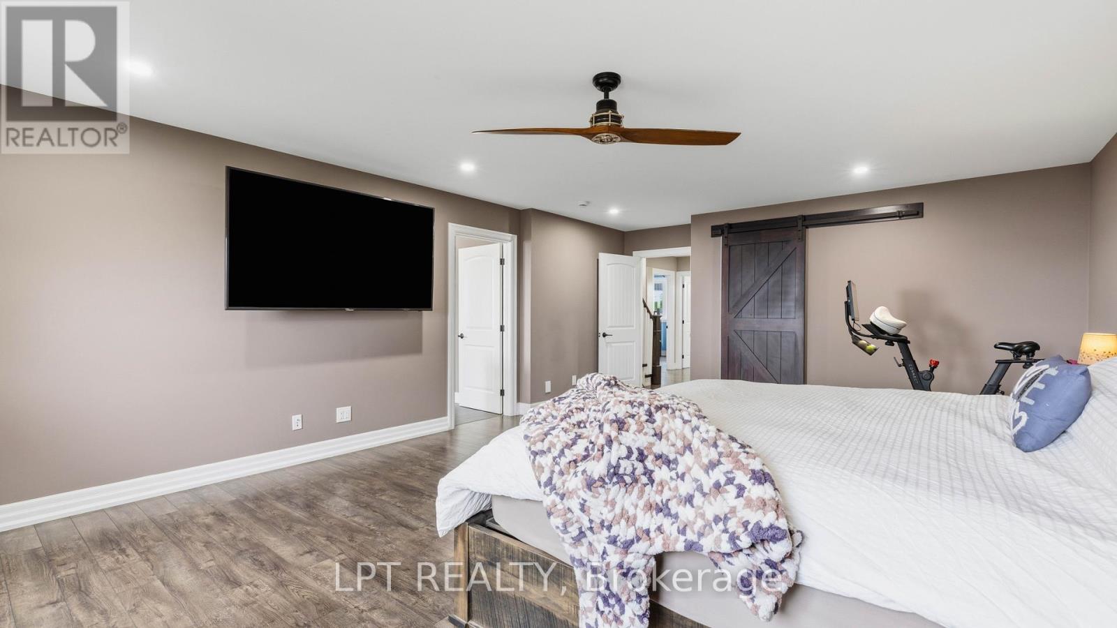165 Lake Drive E, Georgina, Ontario  L4P 3E9 - Photo 19 - N13444336