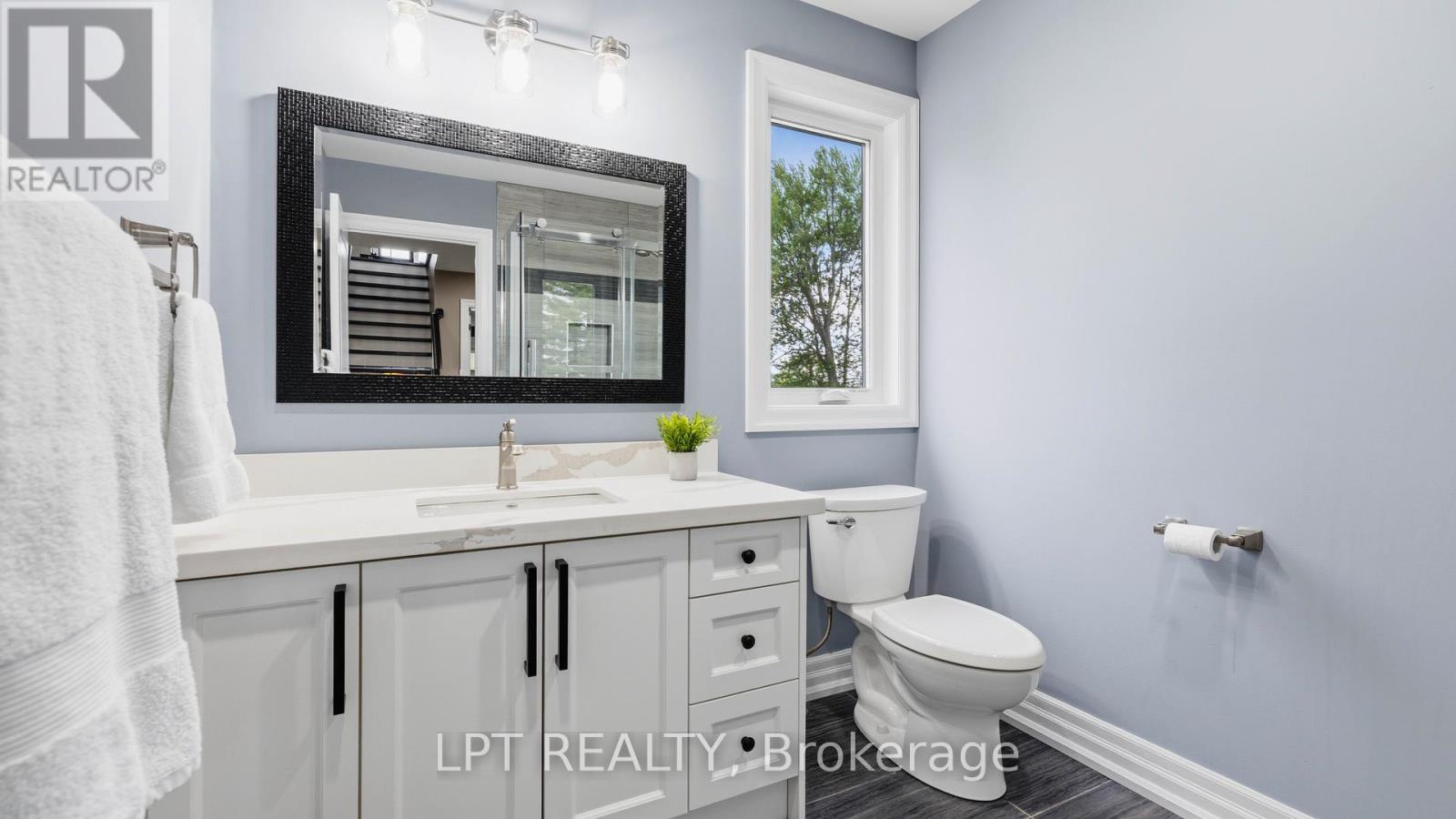 165 Lake Drive E, Georgina, Ontario  L4P 3E9 - Photo 27 - N13444336