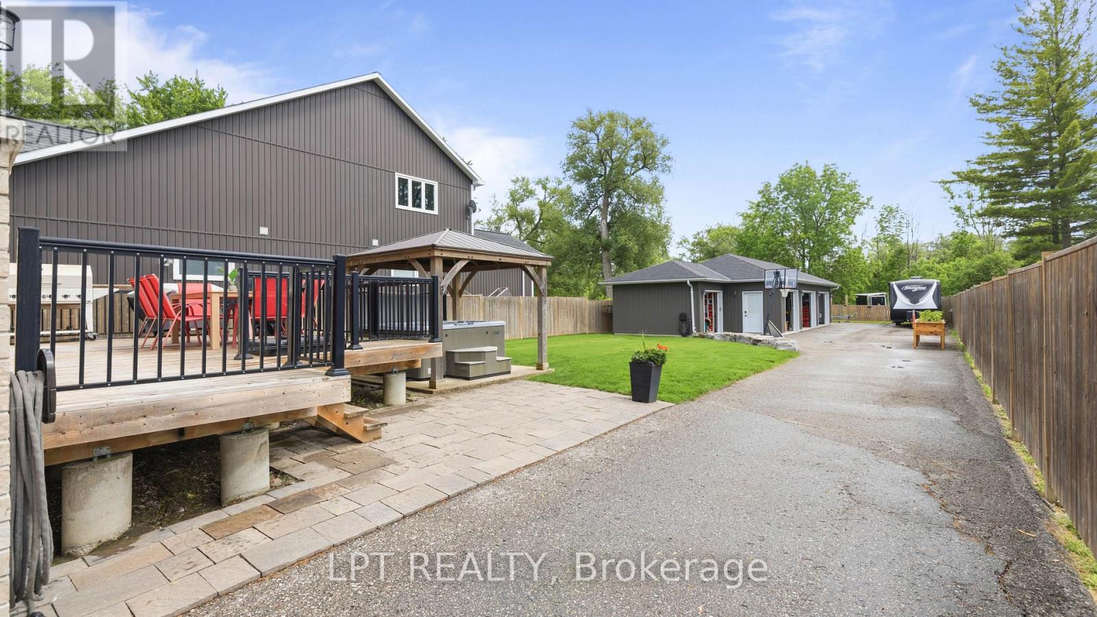 165 Lake Drive E, Georgina, Ontario  L4P 3E9 - Photo 35 - N13444336