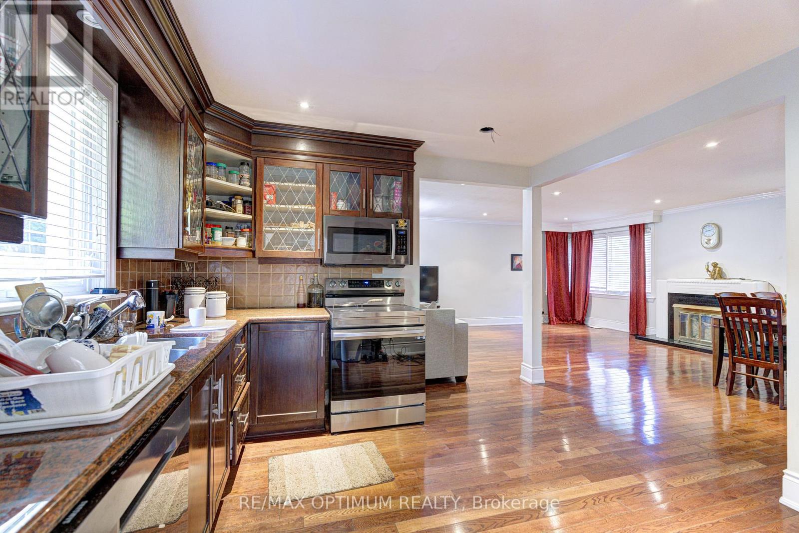 18 Armstrong Street, Brampton, Ontario L6W 1W6 - Photo 11 - W13233856