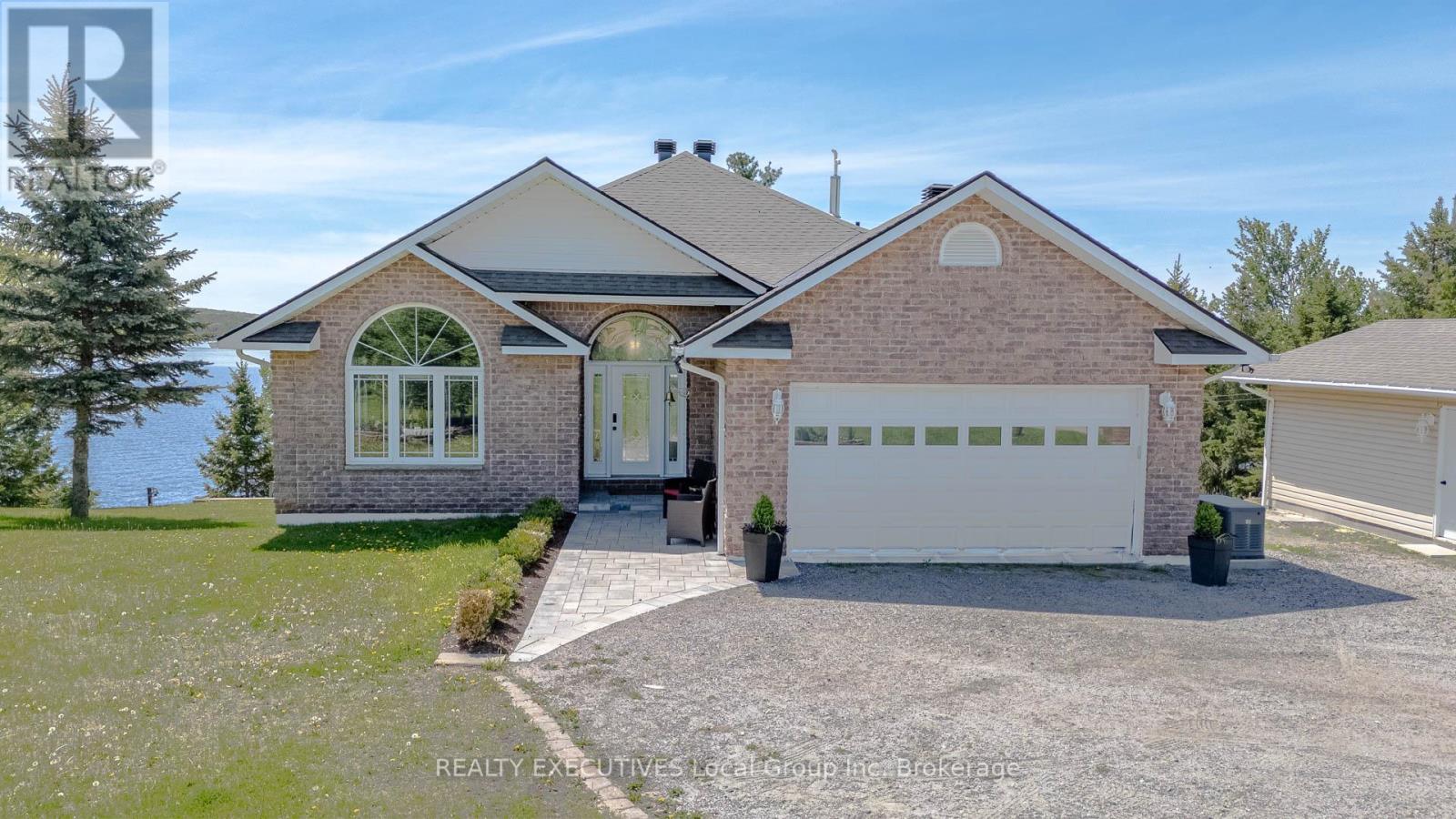 910 Nosbonsing Park Road, East Ferris, Ontario  P0H 1K0 - Photo 3 - X13444924