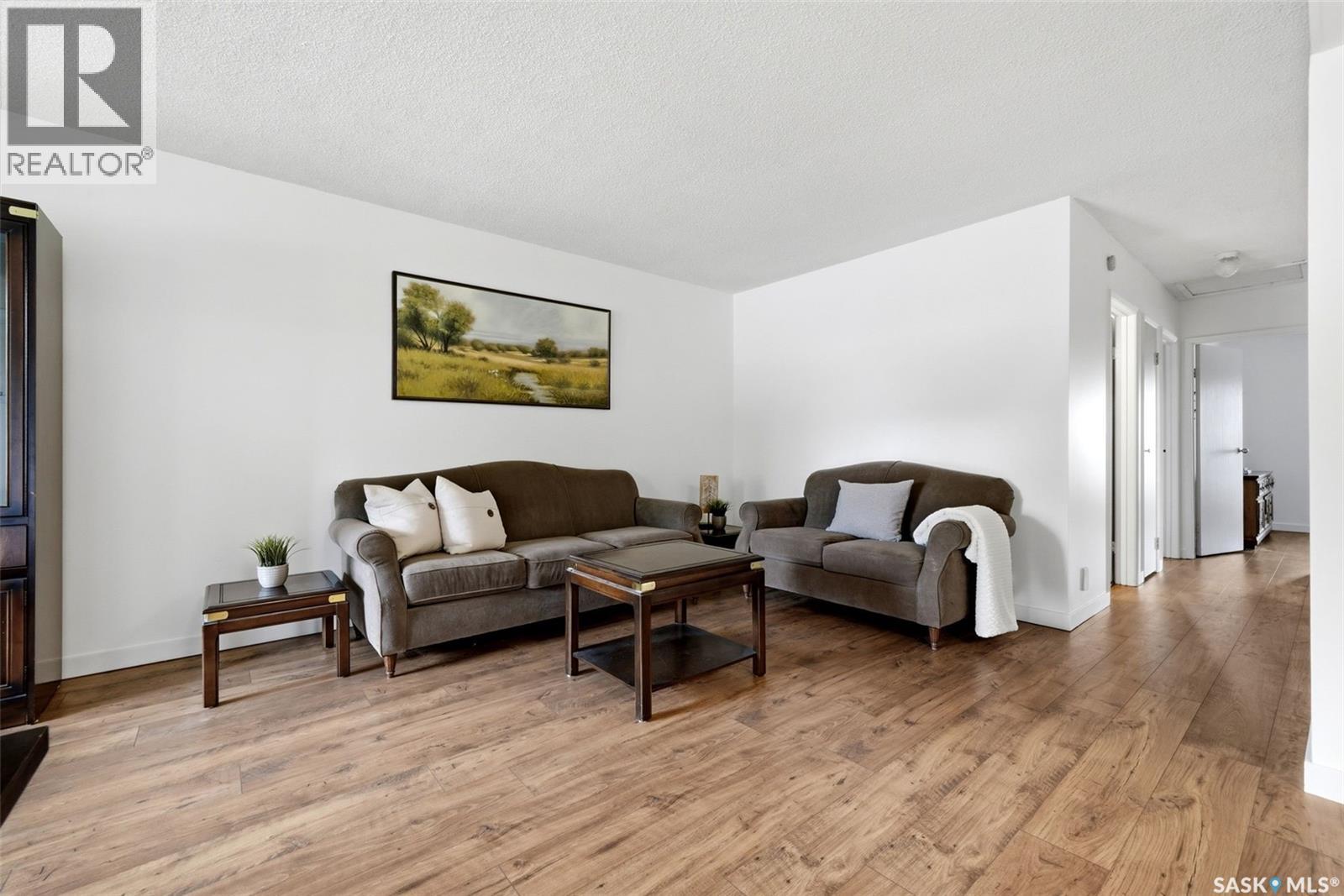 95 Empress Drive, Regina, Saskatchewan  S4T 6M7 - Photo 4 - SK039399