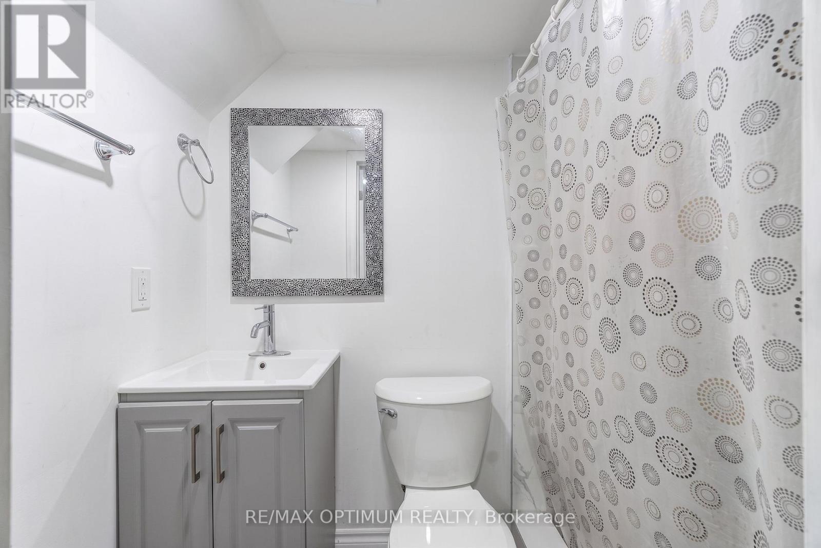 18 Armstrong Street, Brampton, Ontario L6W 1W6 - Photo 36 - W13233856