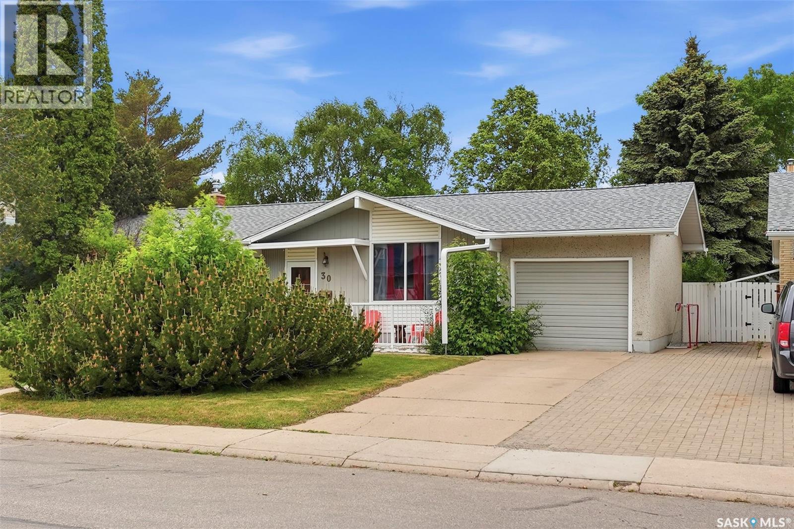30 Riel CRESCENT, Saskatoon, Saskatchewan