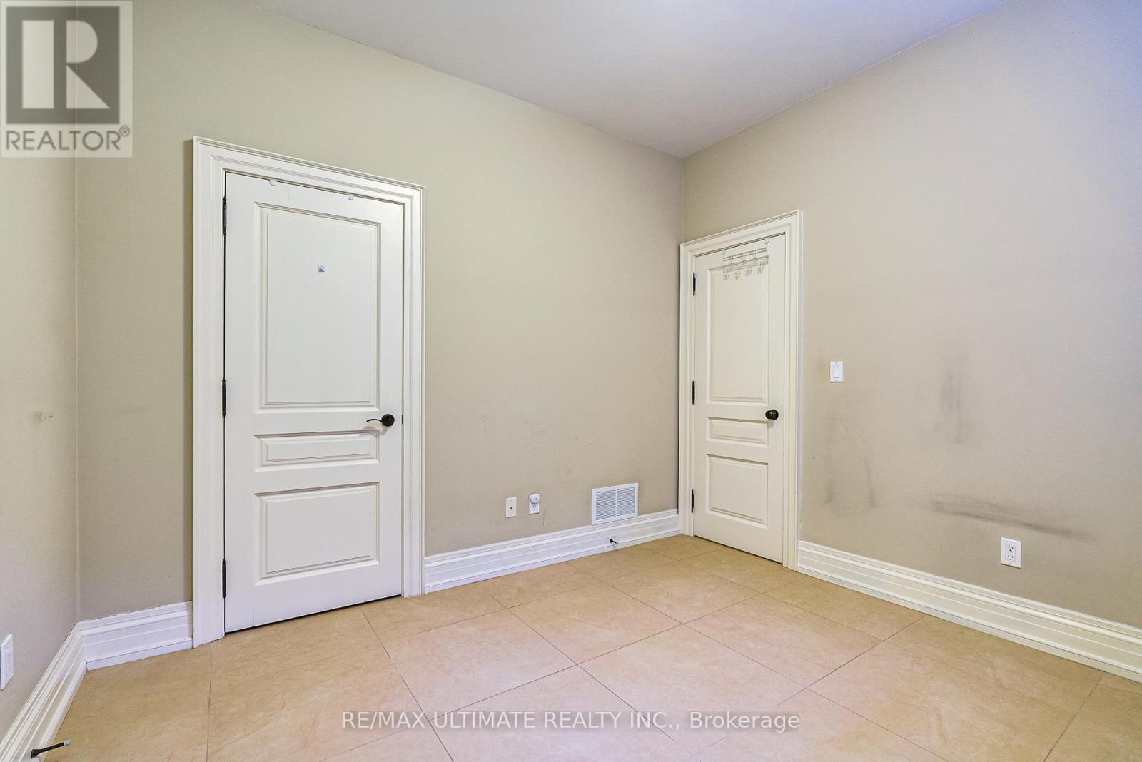 Unknown Address, ,     - Photo 39 - W13444470