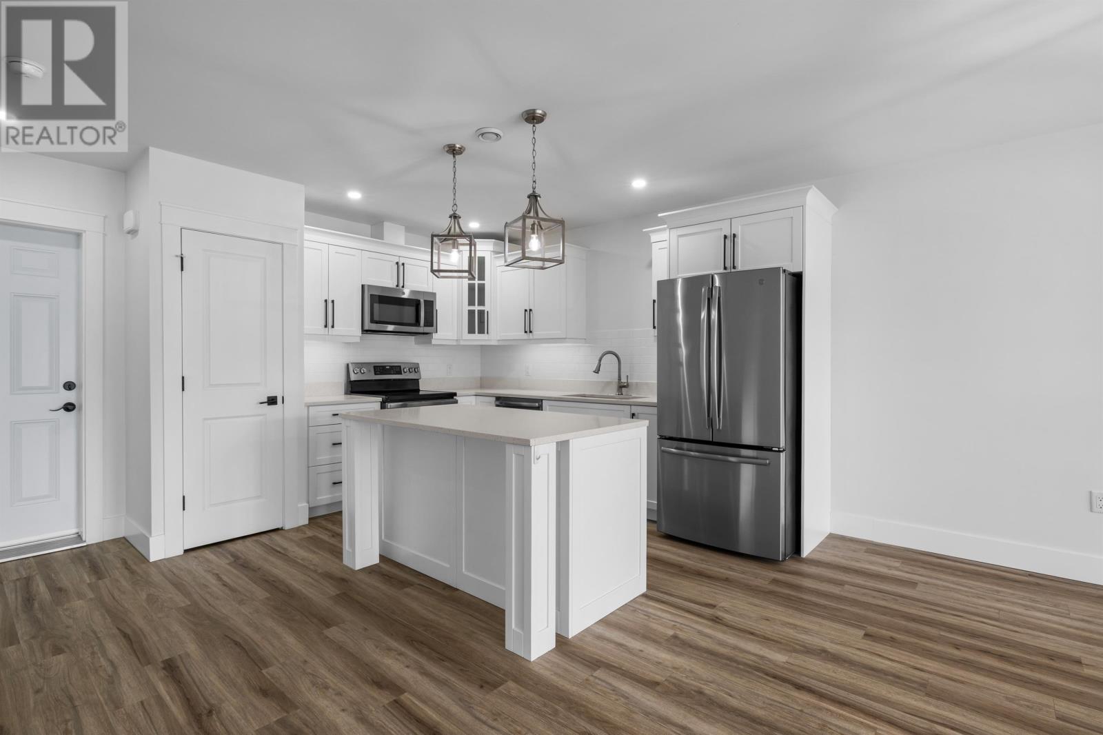 2 Harold Court, Cornwall, Prince Edward Island  C0A 1H3 - Photo 2 - 202614412