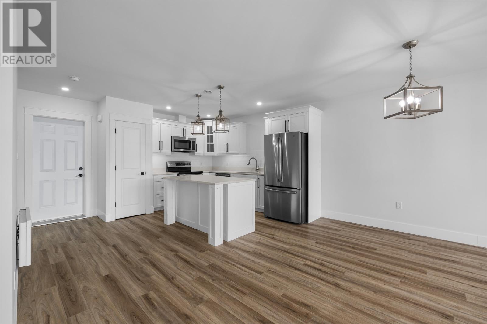 2 Harold Court, Cornwall, Prince Edward Island  C0A 1H3 - Photo 3 - 202614412