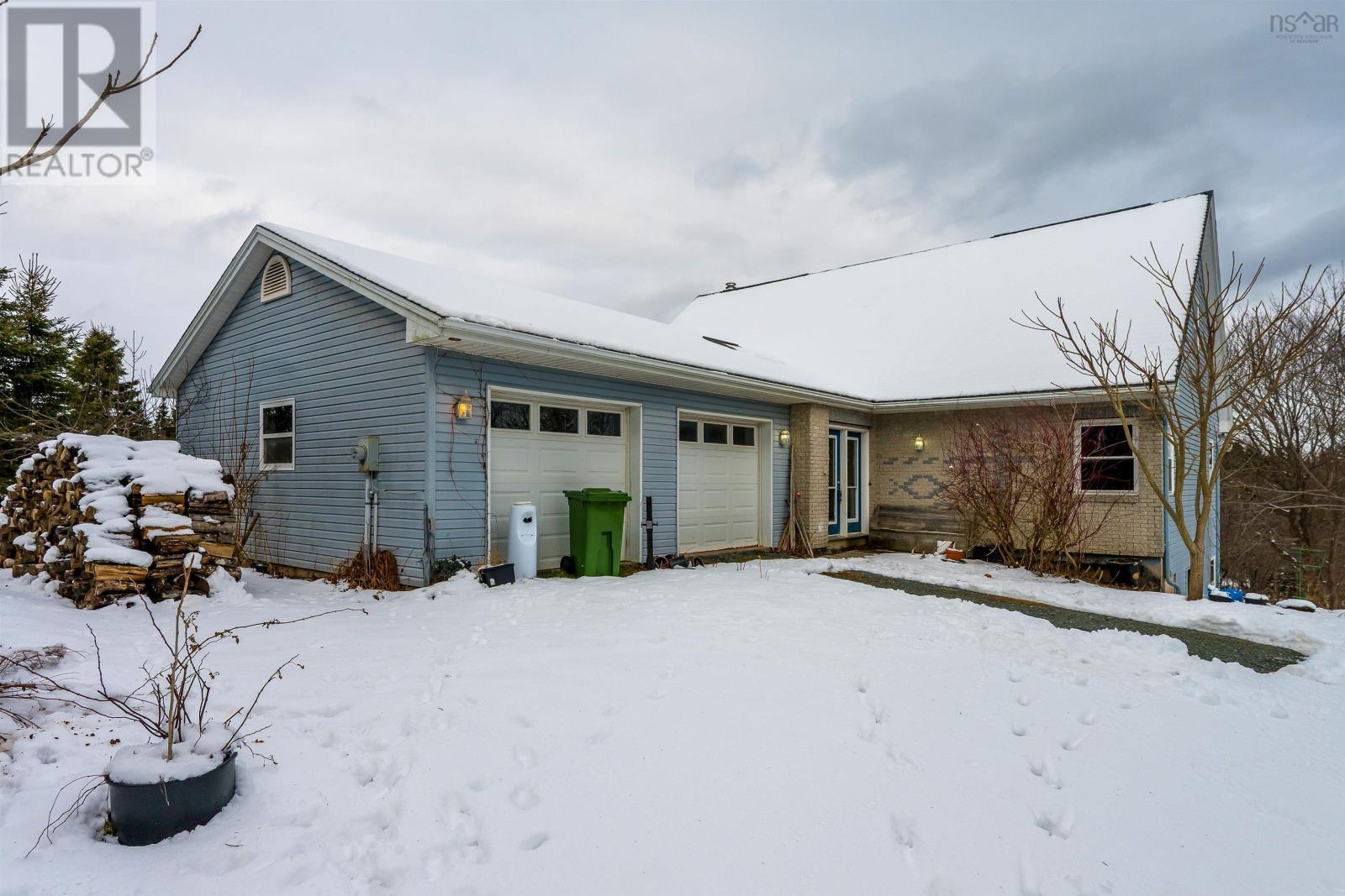 70 Hurricane Lane, Eastern Passage, Nova Scotia  B3G 1S3 - Photo 4 - 202601254