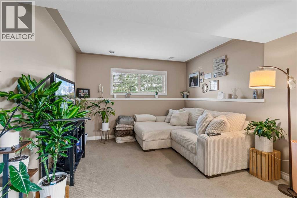 22 Rogers Road, Sylvan Lake, Alberta  T4S 0J8 - Photo 25 - A2317461
