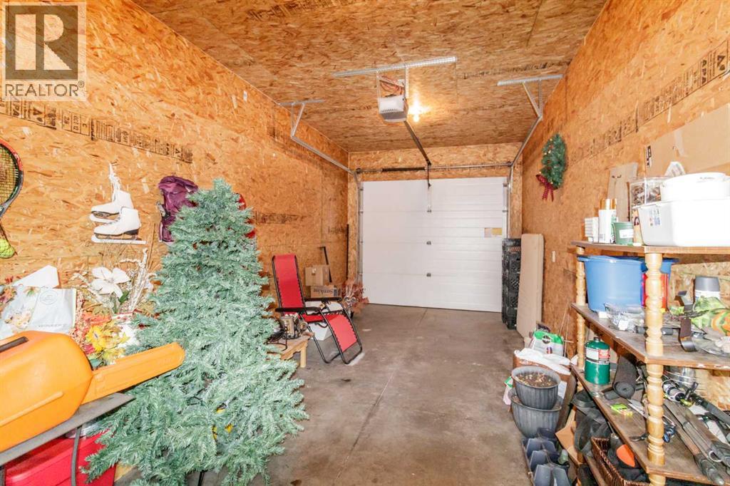 22 Rogers Road, Sylvan Lake, Alberta  T4S 0J8 - Photo 32 - A2317461