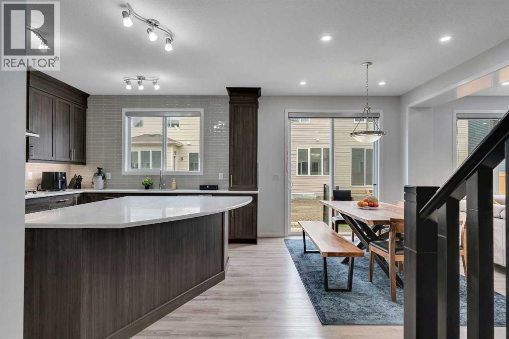 273 Carringwood Close Nw, Calgary, Alberta  T3P 2B1 - Photo 8 - A2316878