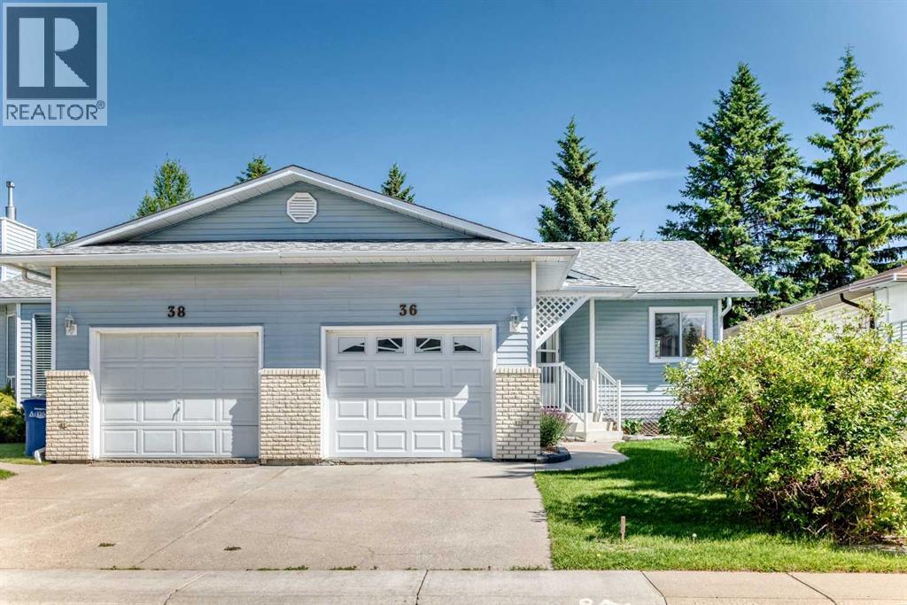 36 Woodside Close NW, Airdrie, Alberta
