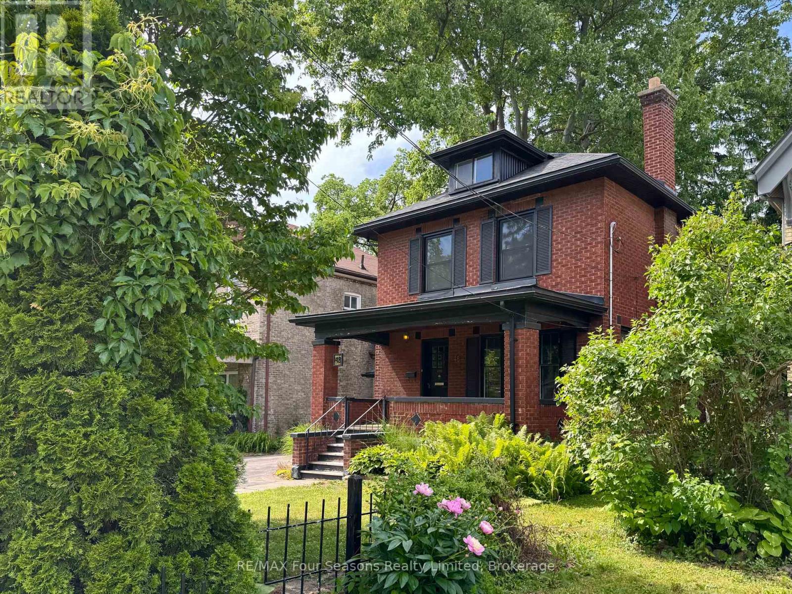 48 ELMWOOD AVENUE E, london south (south f), Ontario