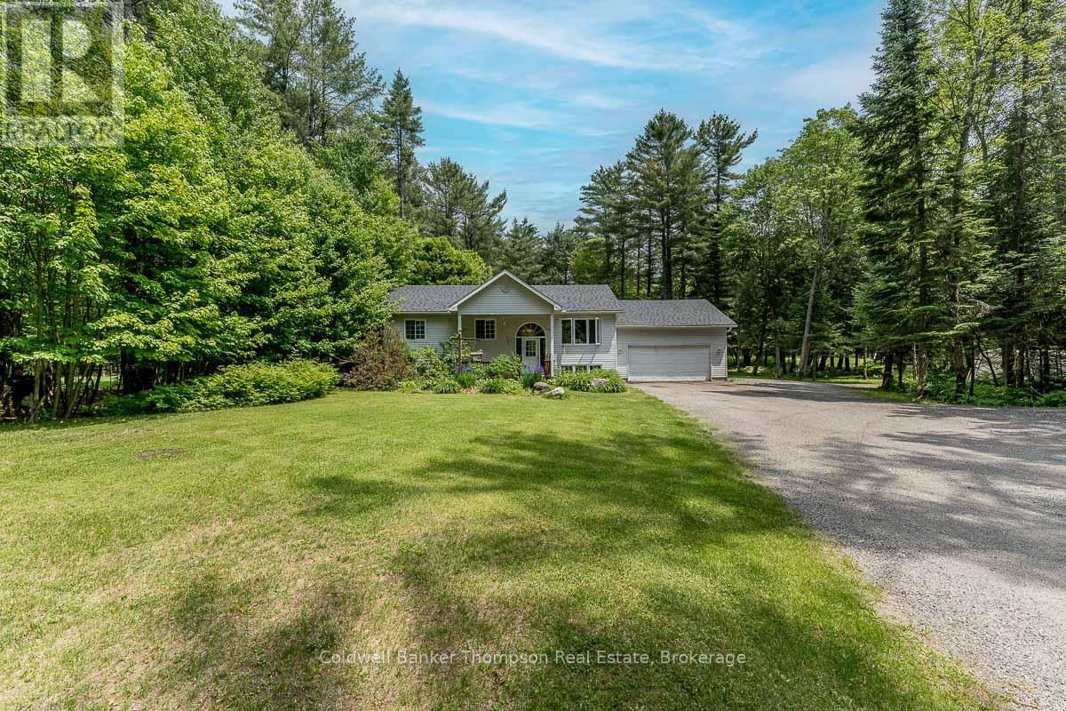 109 SOUTH WASEOSA LAKE ROAD, Huntsville, Ontario
