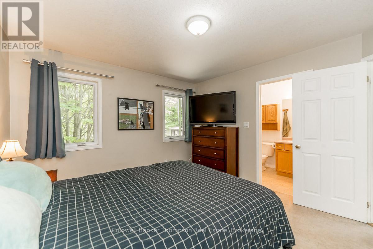 109 South Waseosa Lake Road, Huntsville, Ontario P1H 2N5 - Photo 14 - X13444734