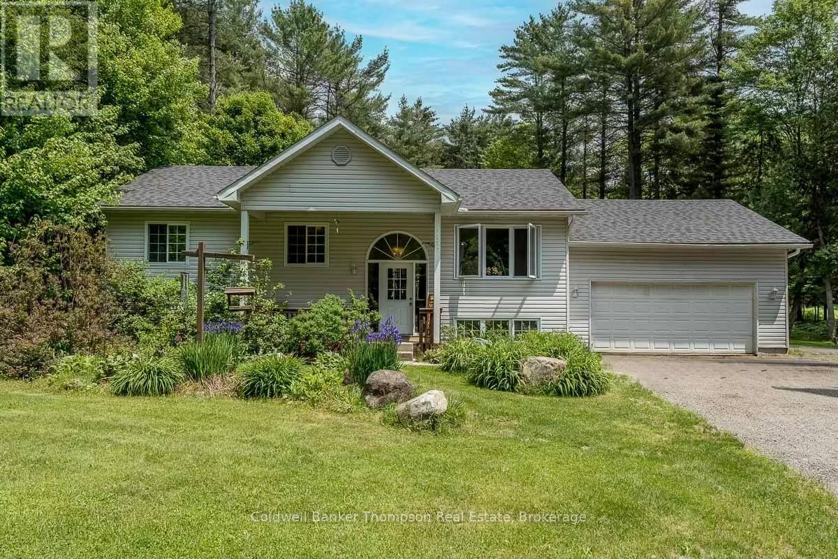 109 South Waseosa Lake Road, Huntsville, Ontario P1H 2N5 - Photo 3 - X13444734