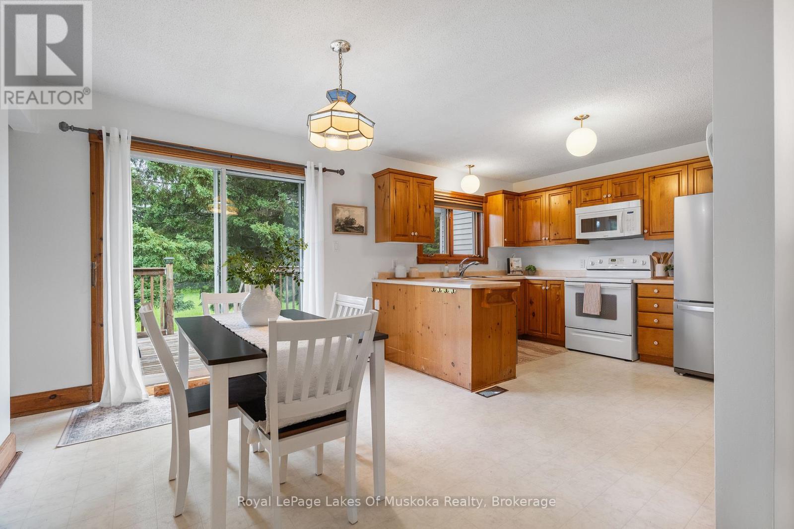 625 Old North Road, Huntsville (Chaffey), Ontario  P1H 2J4 - Photo 12 - X13444870