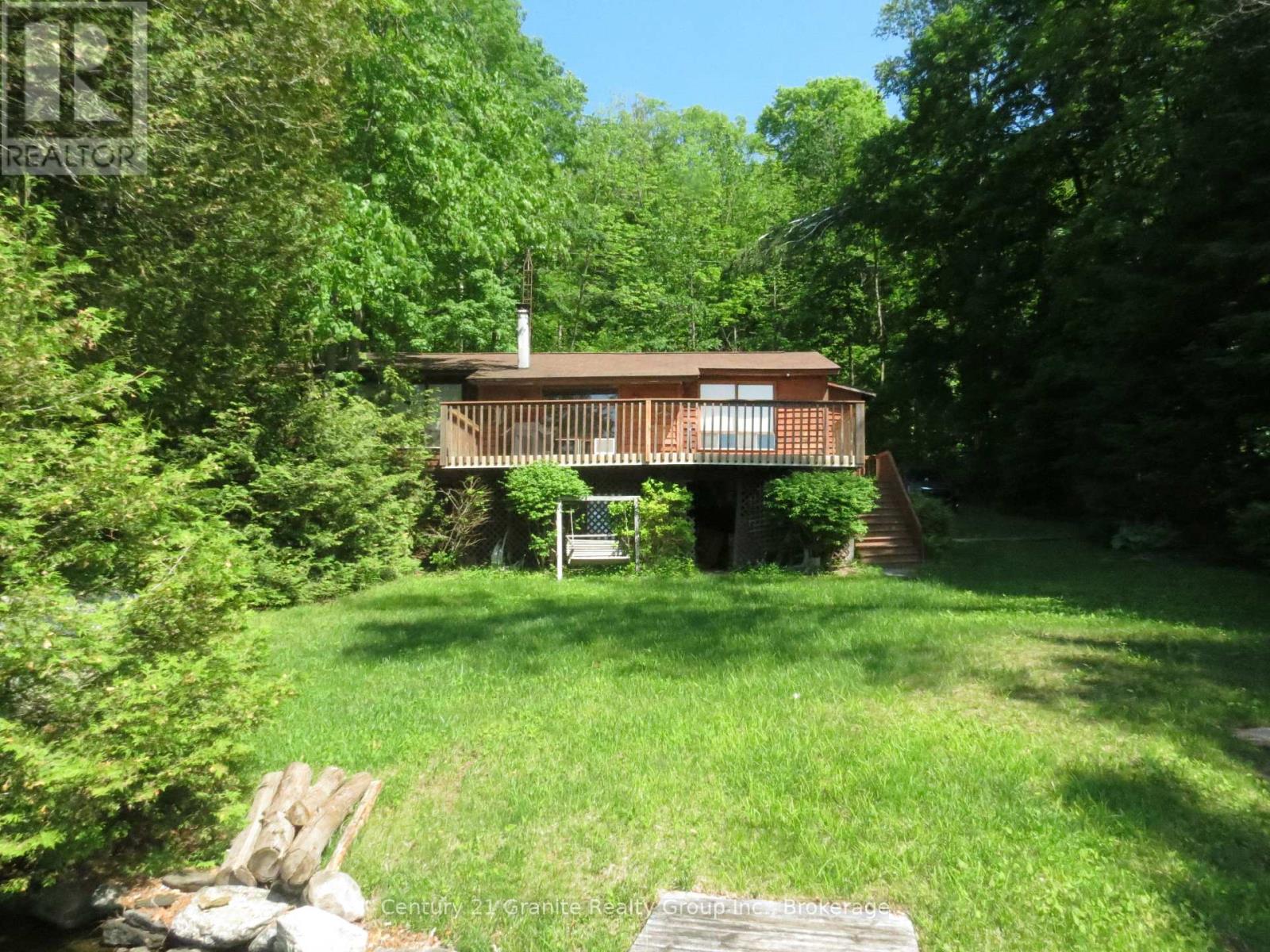 245 FR 330, trent lakes, Ontario
