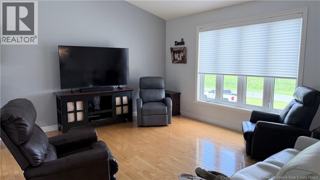496 Martin, Sainte-Anne-De-Madawaska, New Brunswick  E7E 1R1 - Photo 7 - NB141933