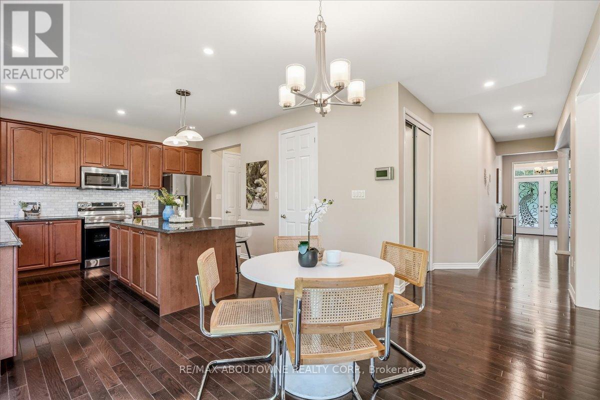 2383 Calloway Drive, Oakville, Ontario  L6M 0C1 - Photo 17 - W13444528
