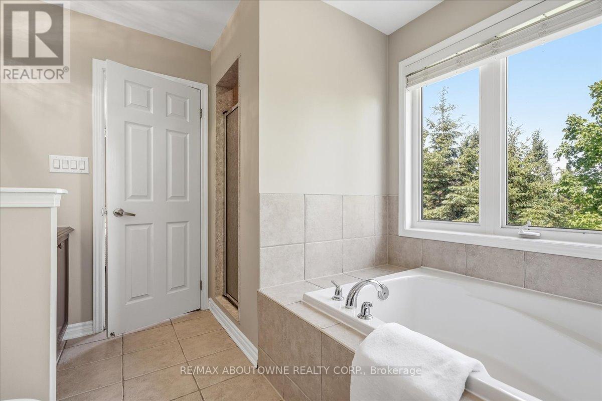 2383 Calloway Drive, Oakville, Ontario  L6M 0C1 - Photo 31 - W13444528
