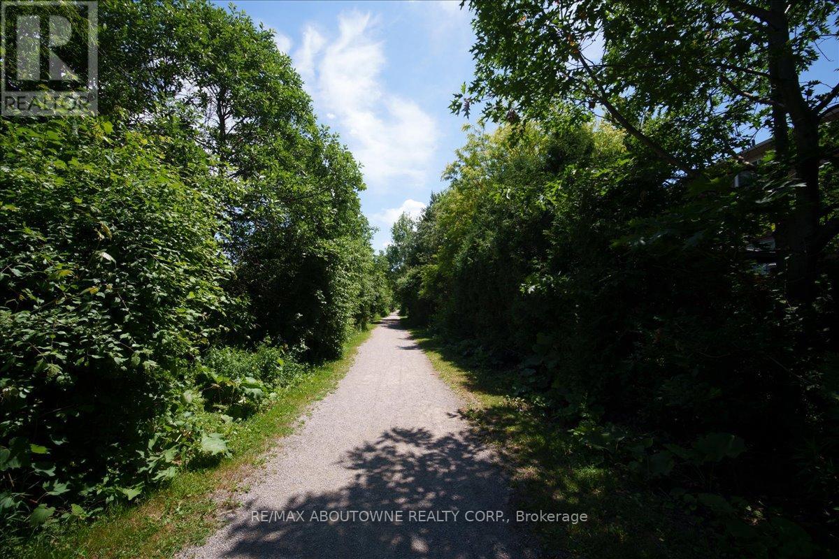 2383 Calloway Drive, Oakville, Ontario  L6M 0C1 - Photo 49 - W13444528