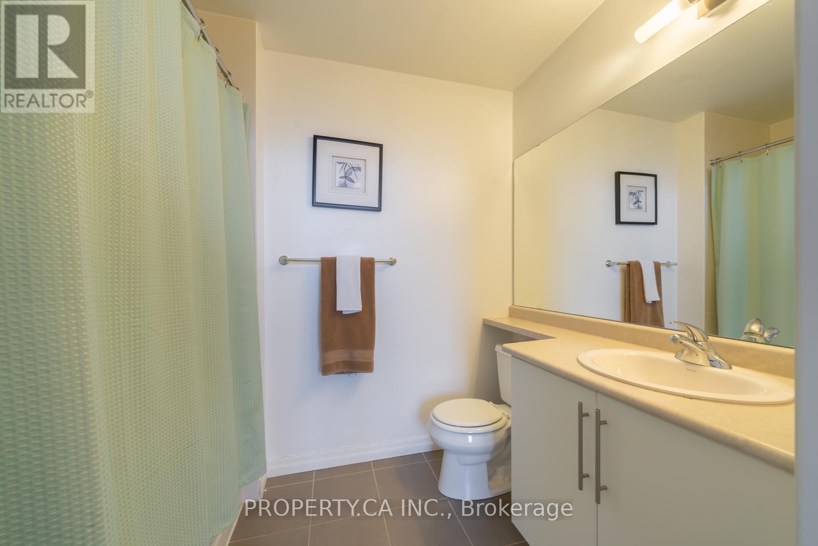 Ph3504 - 223 Webb Drive, Mississauga, Ontario  L5B 0E8 - Photo 13 - W13444554