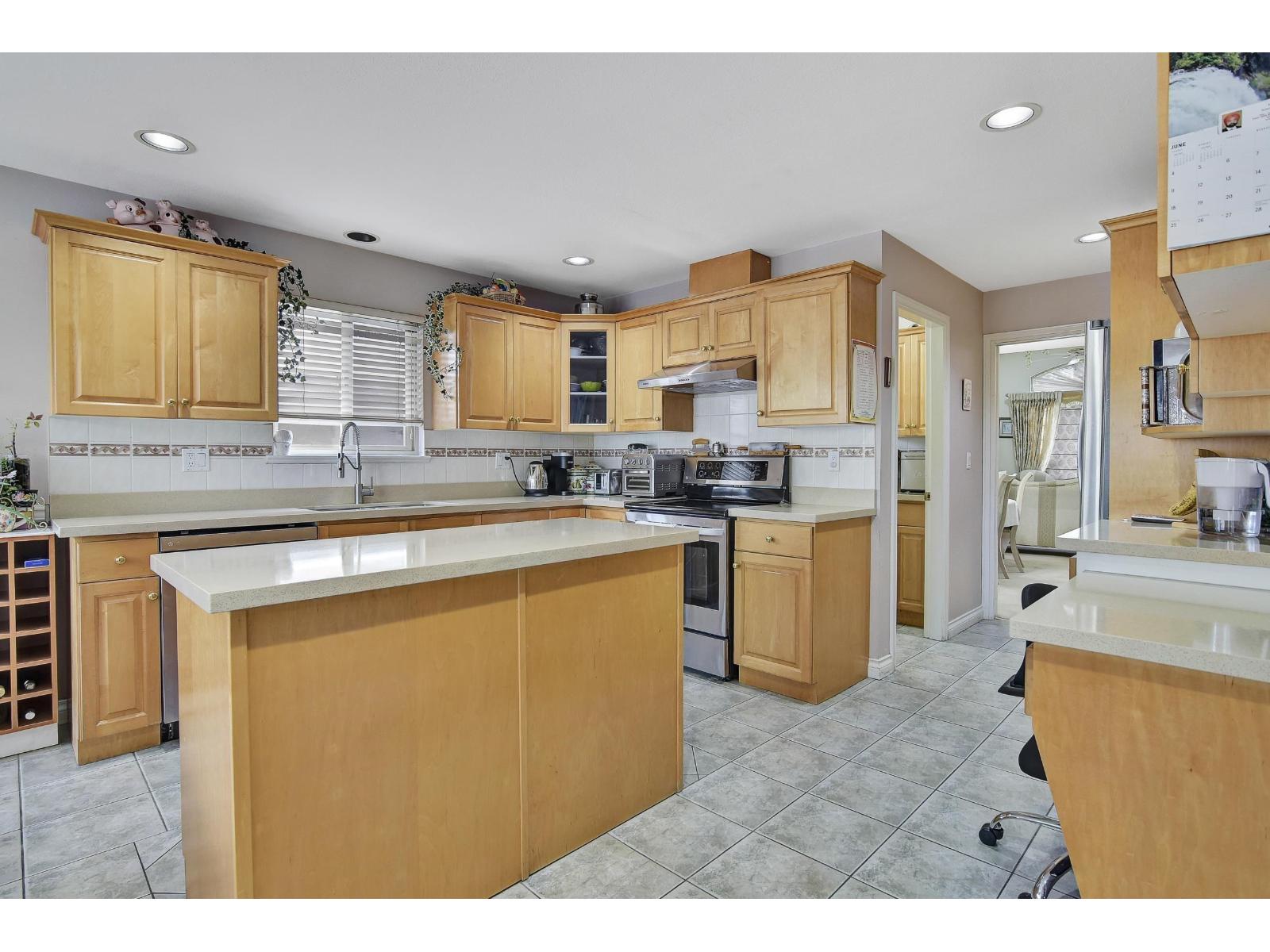 6188 127 Street, Surrey, British Columbia  V3X 3M6 - Photo 10 - R3130028