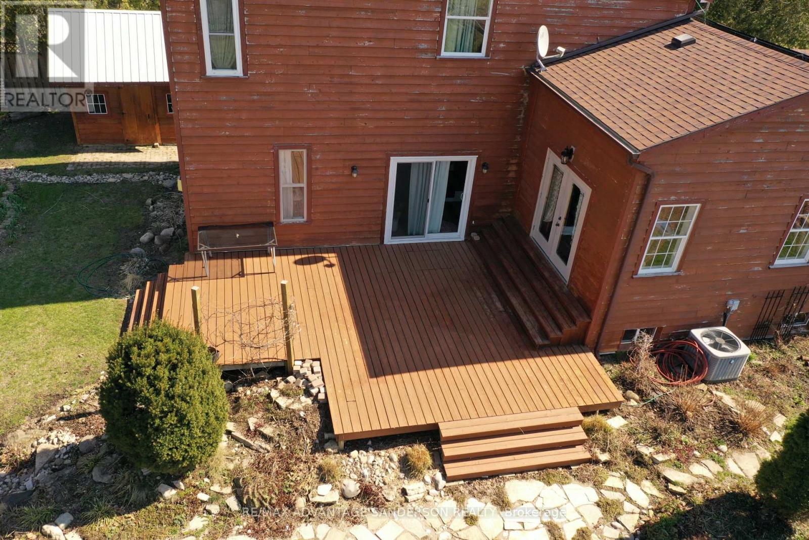 22476 Coldstream Road, Middlesex Centre, Ontario N0L 1R0 - Photo 3 - X13445108