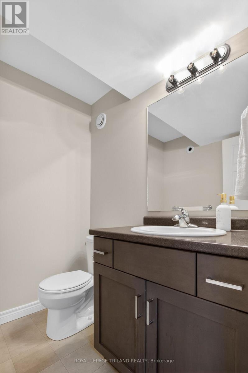 17 Bridle Path, St. Thomas, Ontario N5R 0B4 - Photo 36 - X13445152