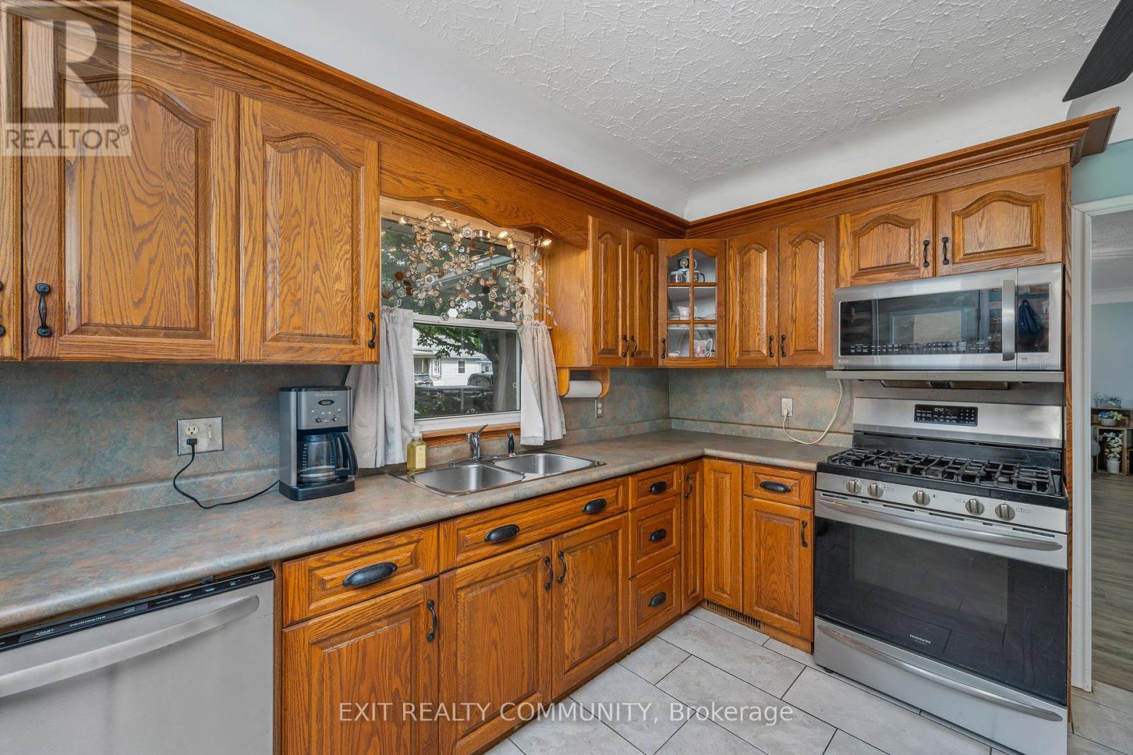 163 Elm Street E, Chatham-Kent, Ontario  N0P 1C0 - Photo 10 - X13445226
