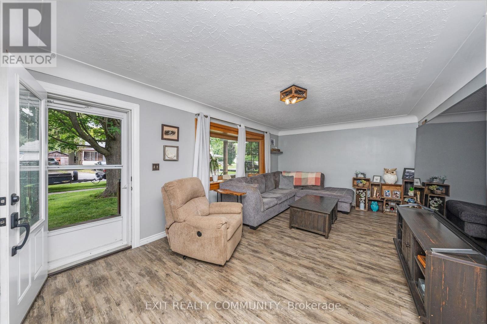 163 Elm Street E, Chatham-Kent, Ontario  N0P 1C0 - Photo 15 - X13445226