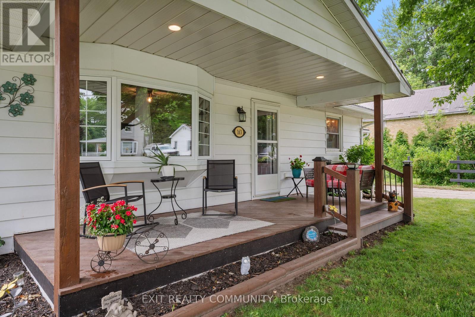 163 Elm Street E, Chatham-Kent, Ontario  N0P 1C0 - Photo 3 - X13445226