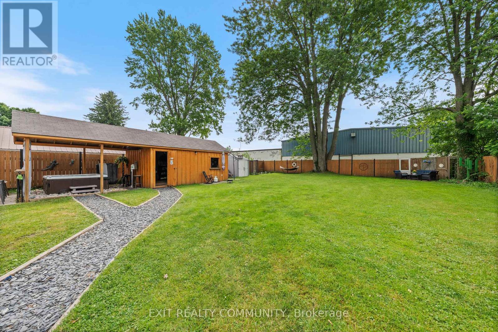 163 Elm Street E, Chatham-Kent, Ontario  N0P 1C0 - Photo 30 - X13445226