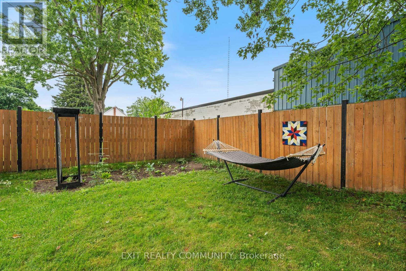 163 Elm Street E, Chatham-Kent, Ontario  N0P 1C0 - Photo 33 - X13445226