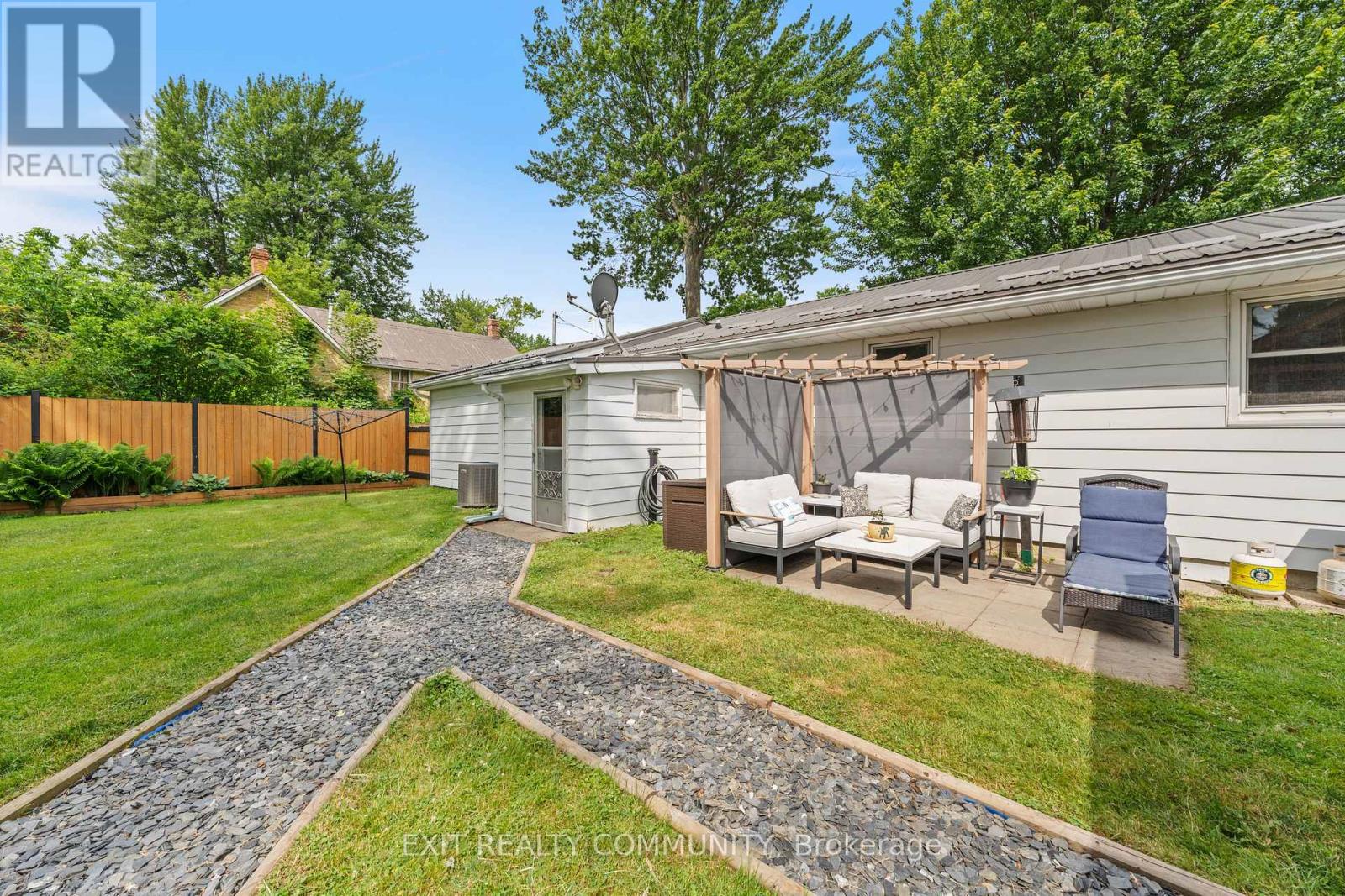 163 Elm Street E, Chatham-Kent, Ontario  N0P 1C0 - Photo 45 - X13445226