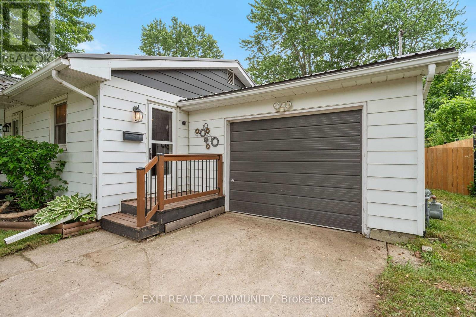 163 Elm Street E, Chatham-Kent, Ontario  N0P 1C0 - Photo 7 - X13445226