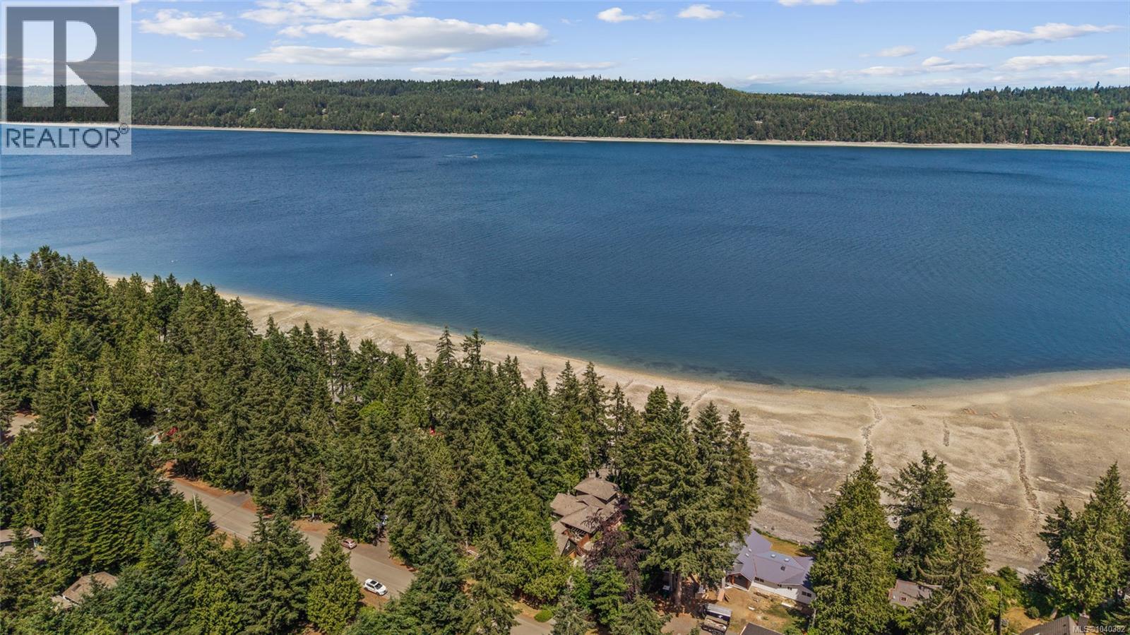 7764 Ships Point Rd, Fanny Bay, British Columbia  V0R 1W0 - Photo 83 - 1040382