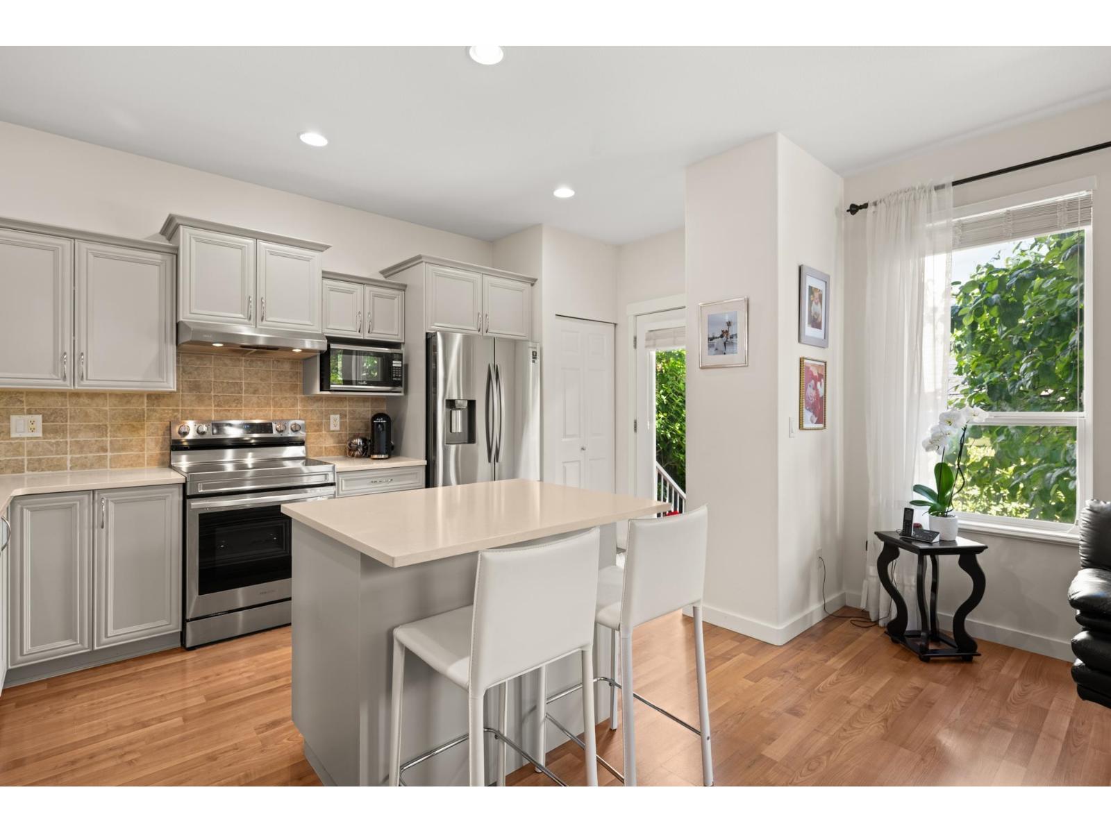 15175 61 Avenue, Surrey, British Columbia  V3S 5J7 - Photo 6 - R3135401