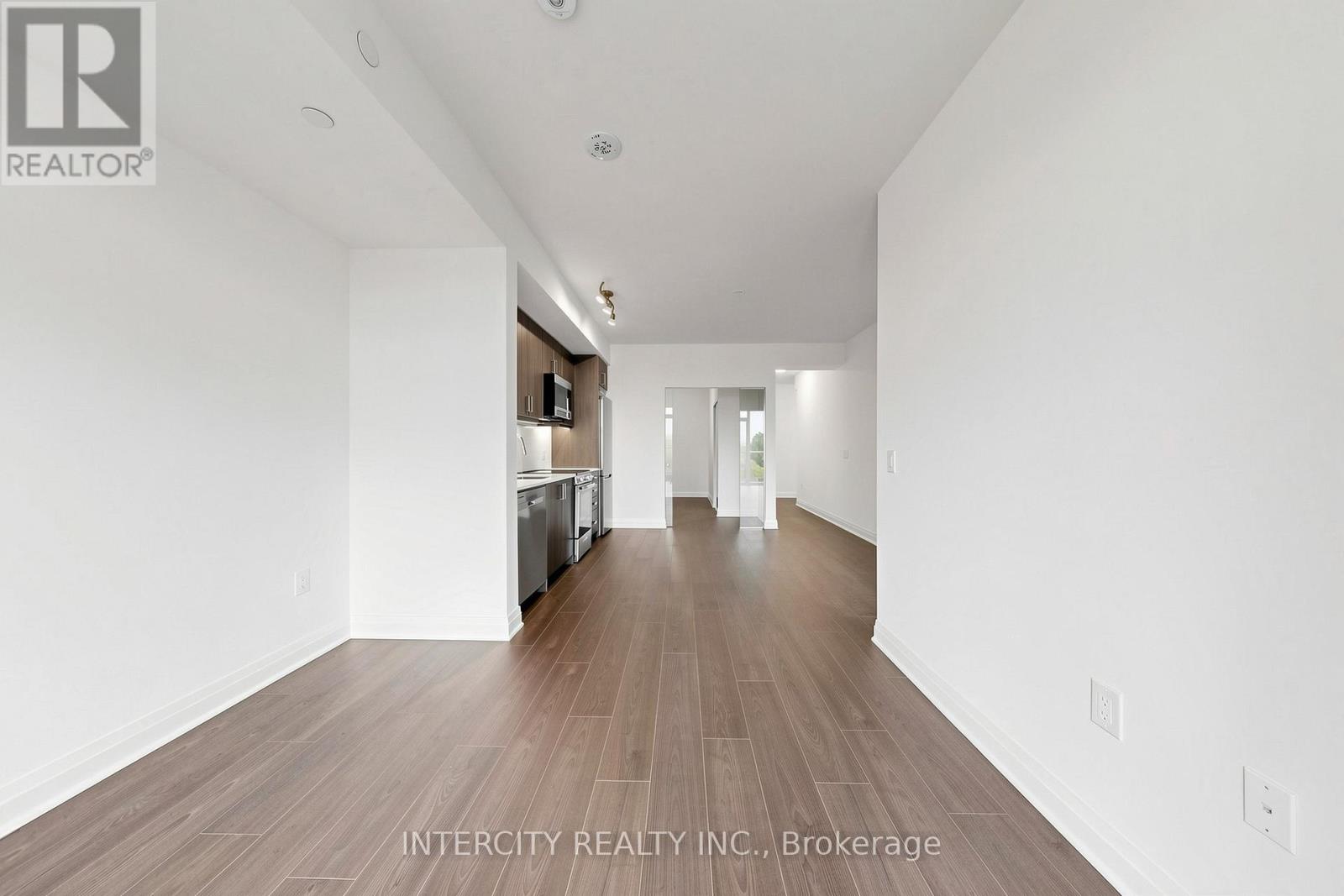 616 - 700 Sheppard Avenue W, Toronto, Ontario  M3H 0G5 - Photo 7 - C13444688