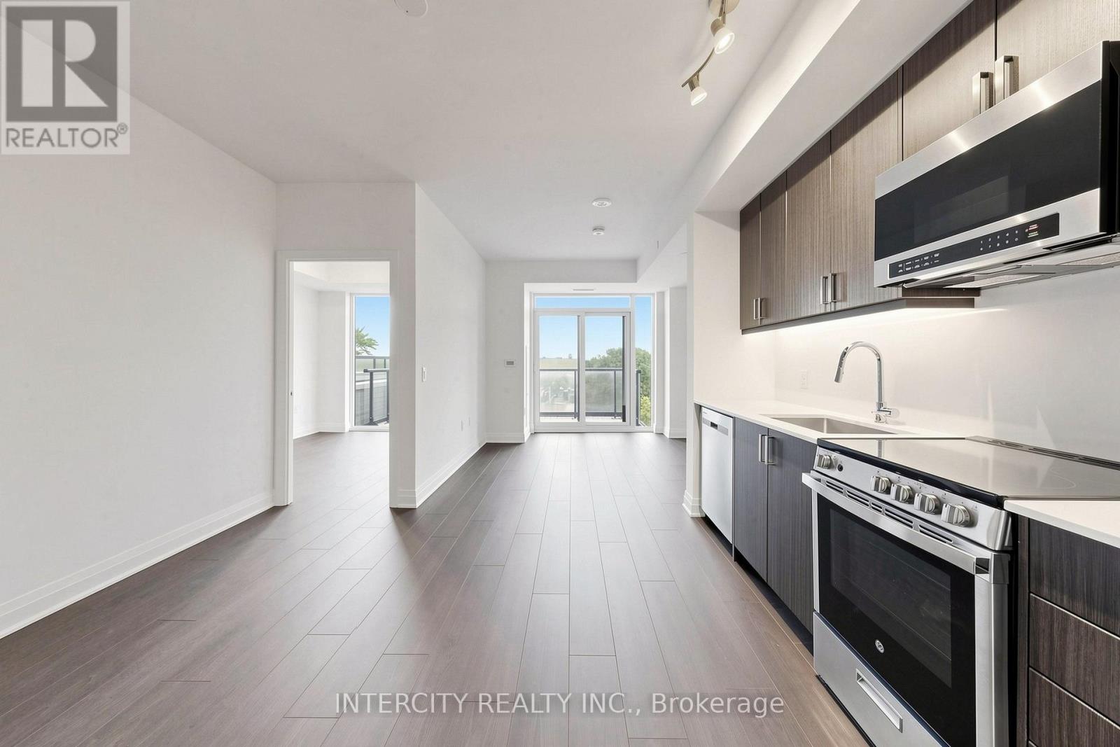 616 - 700 Sheppard Avenue W, Toronto, Ontario  M3H 0G5 - Photo 9 - C13444688