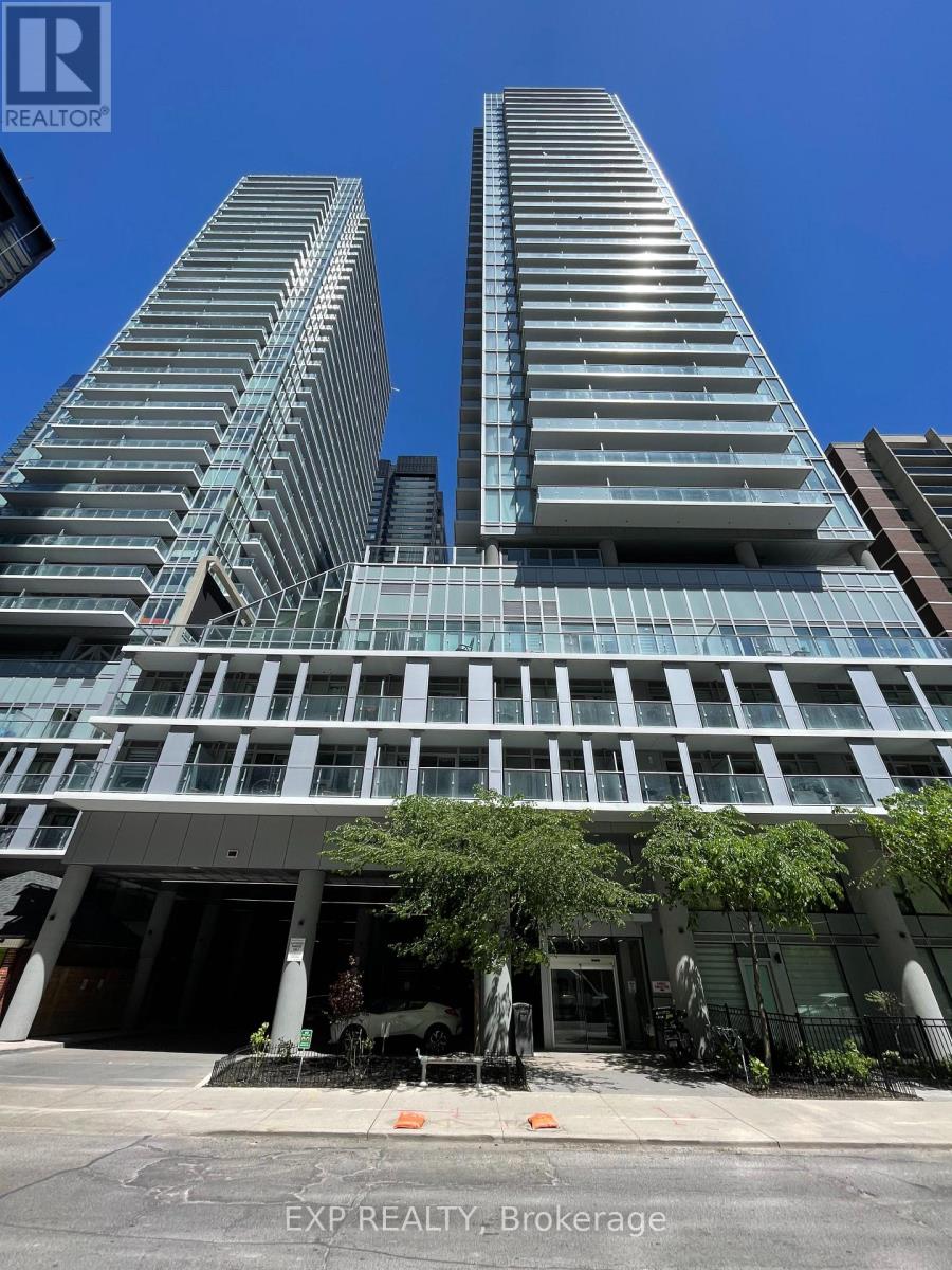 2015 - 195 REDPATH AVENUE, Toronto, Ontario