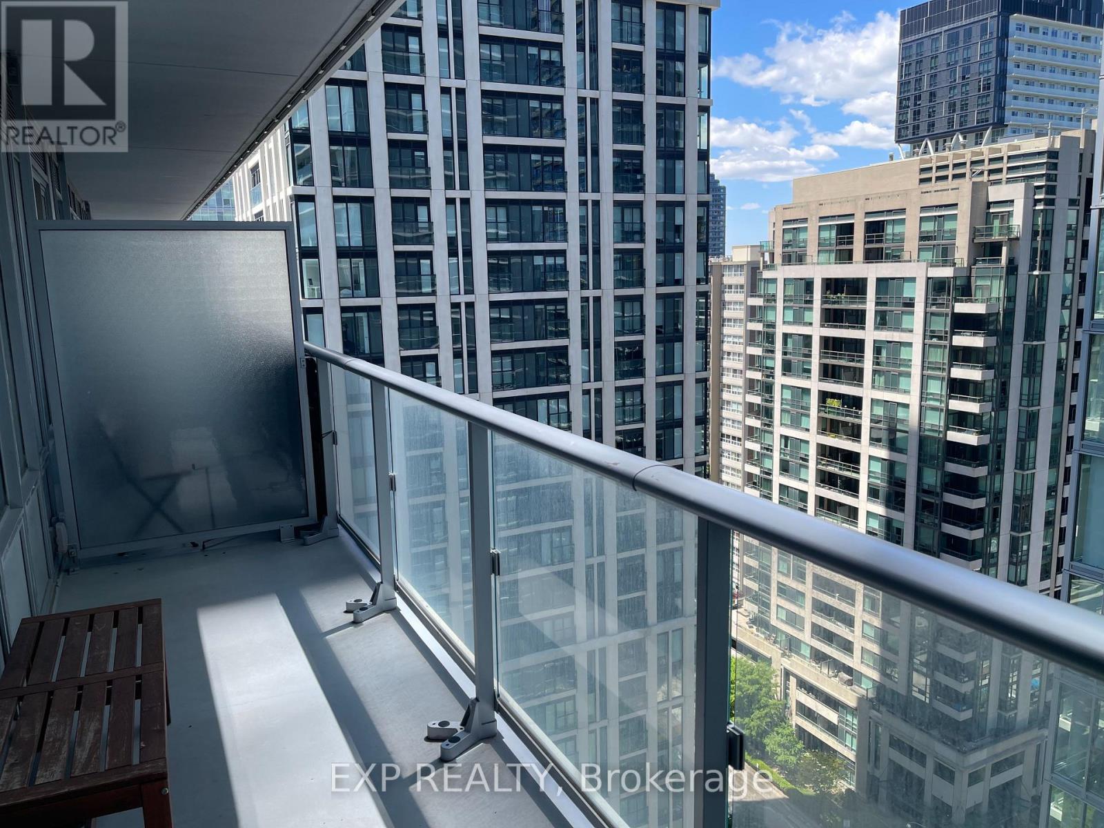 2015 - 195 Redpath Avenue, Toronto, Ontario  M4P 0E4 - Photo 13 - C13444776