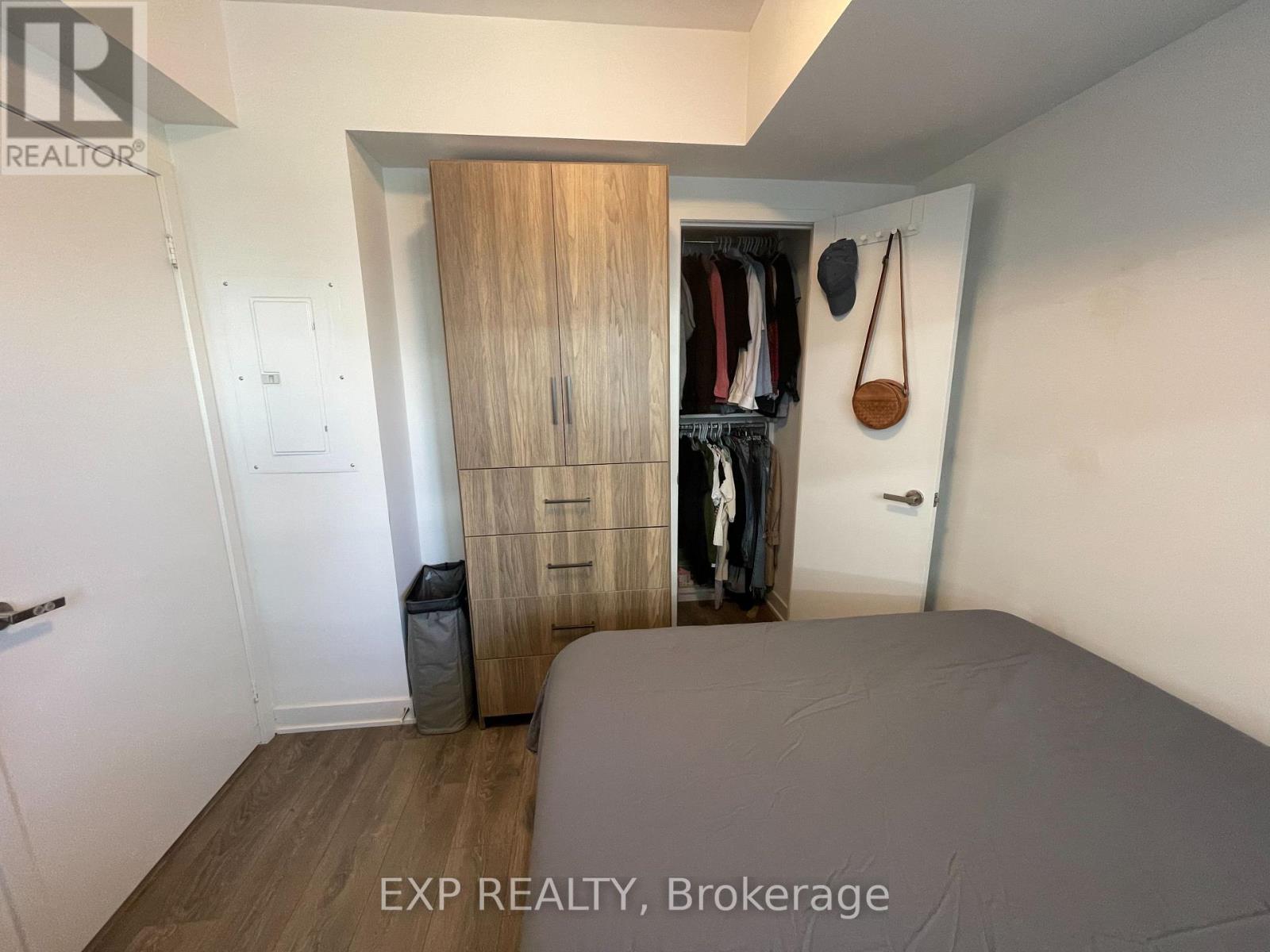 2015 - 195 Redpath Avenue, Toronto, Ontario  M4P 0E4 - Photo 17 - C13444776
