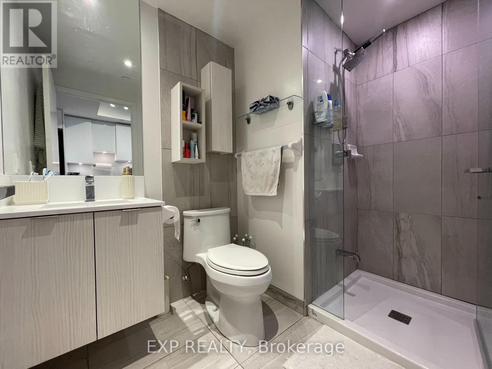 2015 - 195 Redpath Avenue, Toronto, Ontario  M4P 0E4 - Photo 18 - C13444776