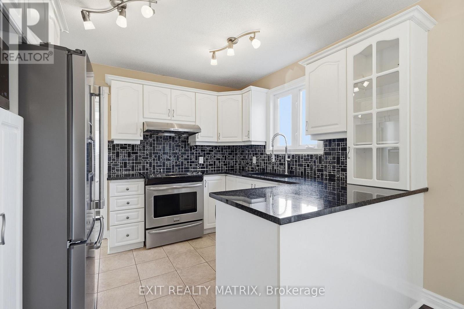 871 Pilon Street, Hawkesbury, Ontario  K6A 3P8 - Photo 8 - X13445274