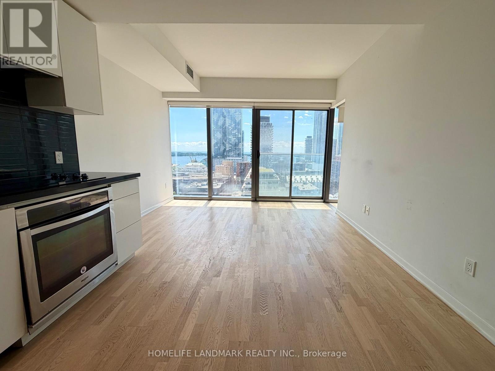 1703 - 60 Colborne Street, Toronto, Ontario  M5E 0B7 - Photo 3 - C13444806